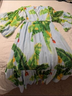NWT FARM Rio Fresh Bananas Butterfly Sleeve Maxi Dress Size S